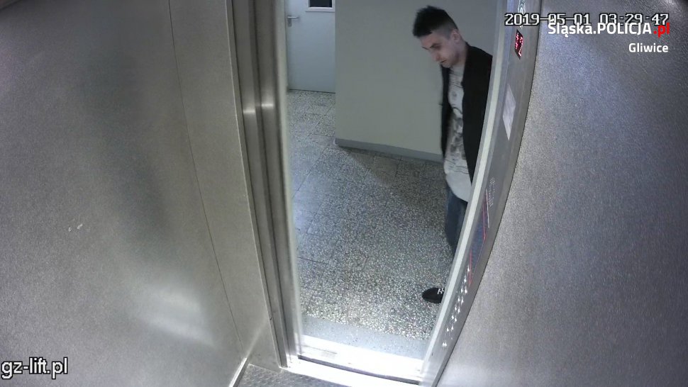 Policja szuka sprawców kradzieży zuchwałej - rozpoznajesz tych mężczyzn?