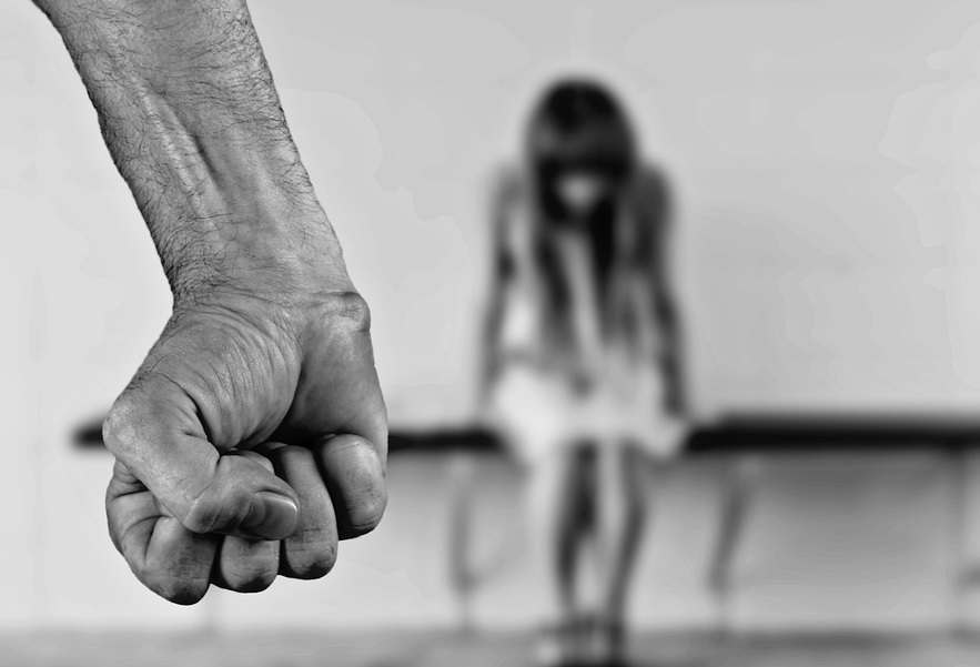 Program korekcyjno - edukacyjny dla osób stosujących przemoc w rodzinie