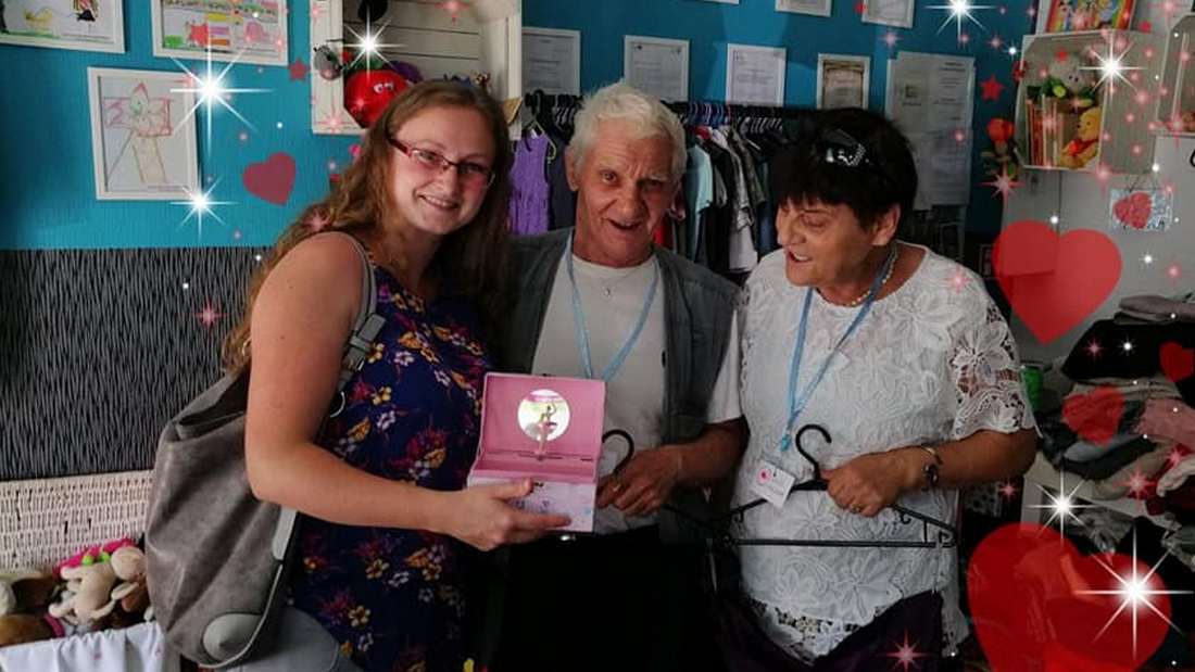 Charytatywny punkt pomocy "Otwarta Szafa" zaprasza do siebie wolontariuszy