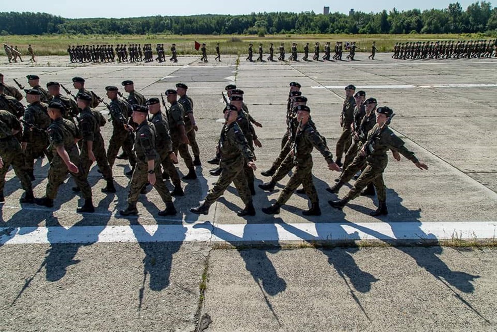 Helikoptery nad miastem 11