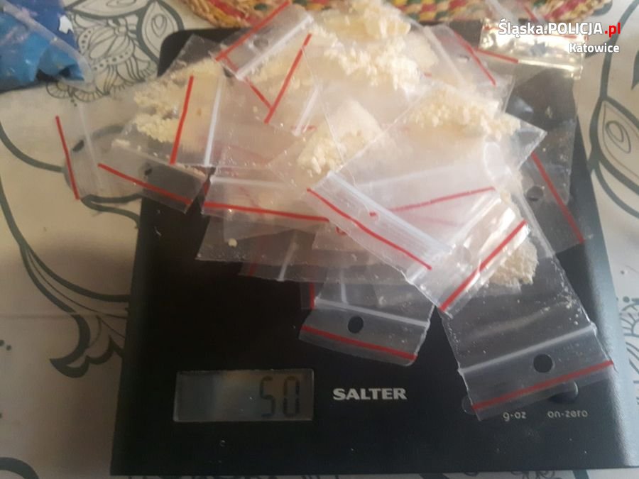Katowiccy policjanci zatrzymali dilerkę narkotyków