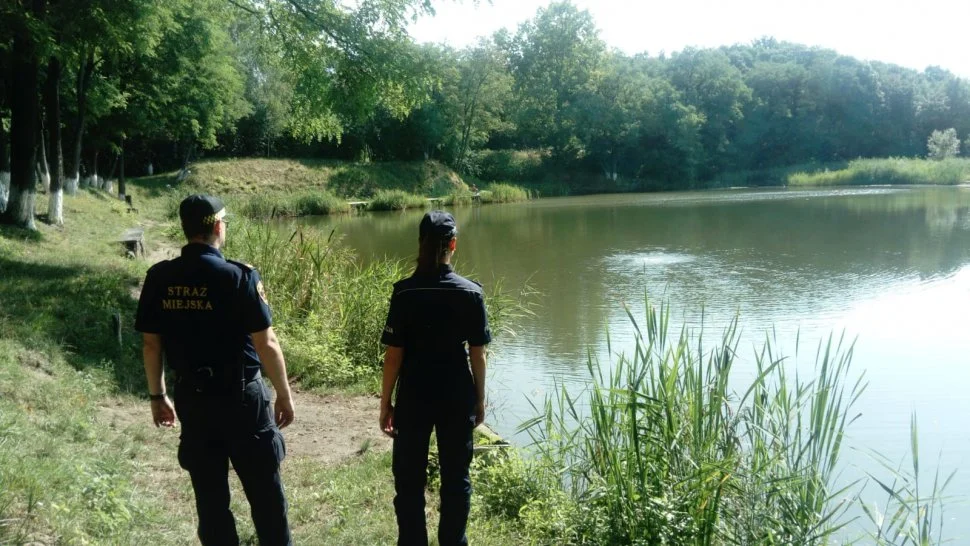 Świętochłowice: wspólne patrole "dzikich kąpielisk"
