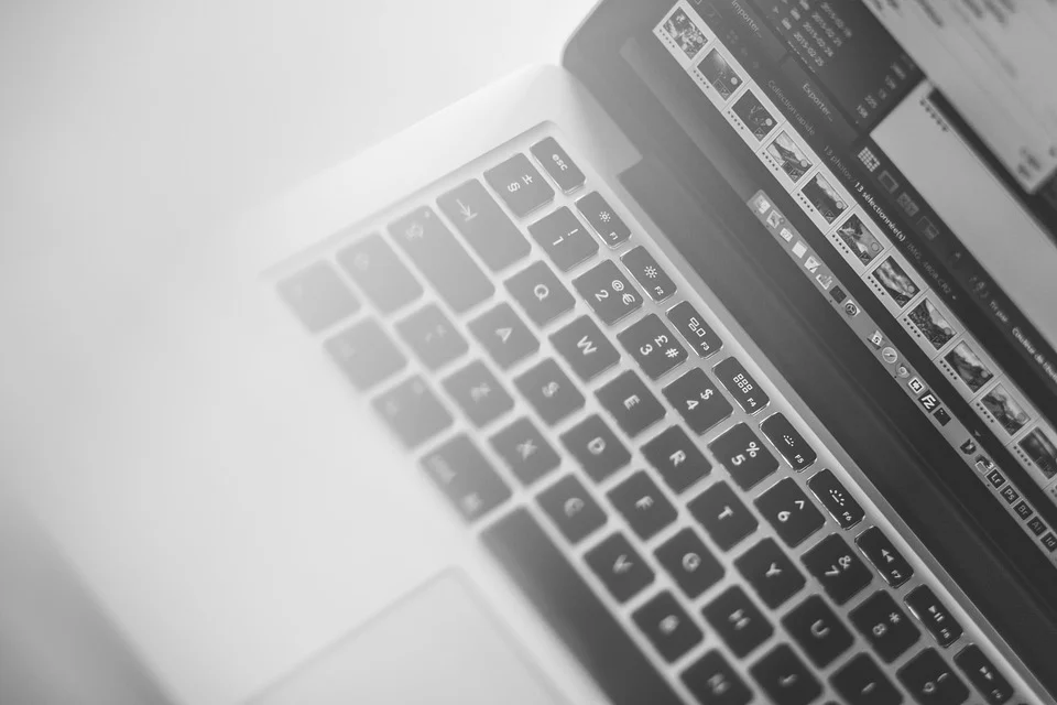 Kupujesz przez Internet? Nie daj się oszukać!