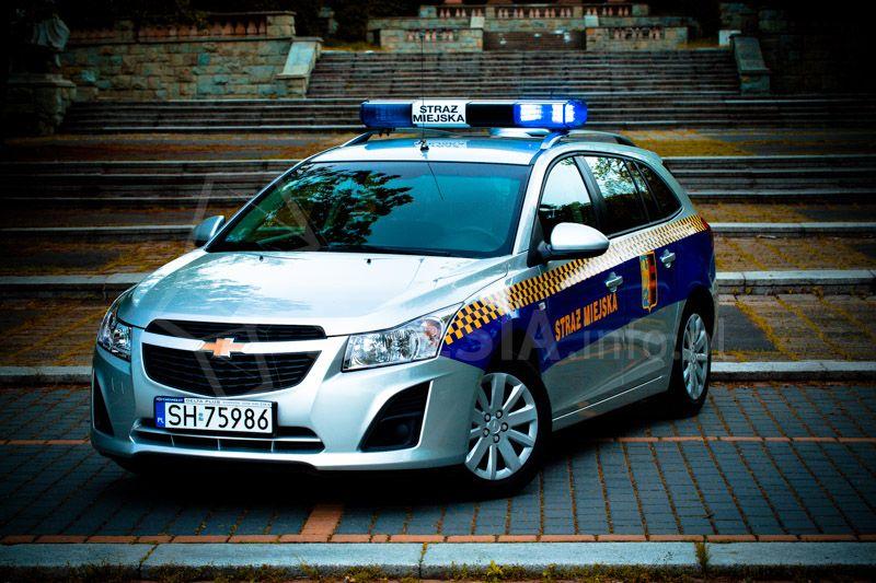 Strażnik miejski uratował chorzowiankę z pożaru. Został nagrodzony przez UM w Chorzowie