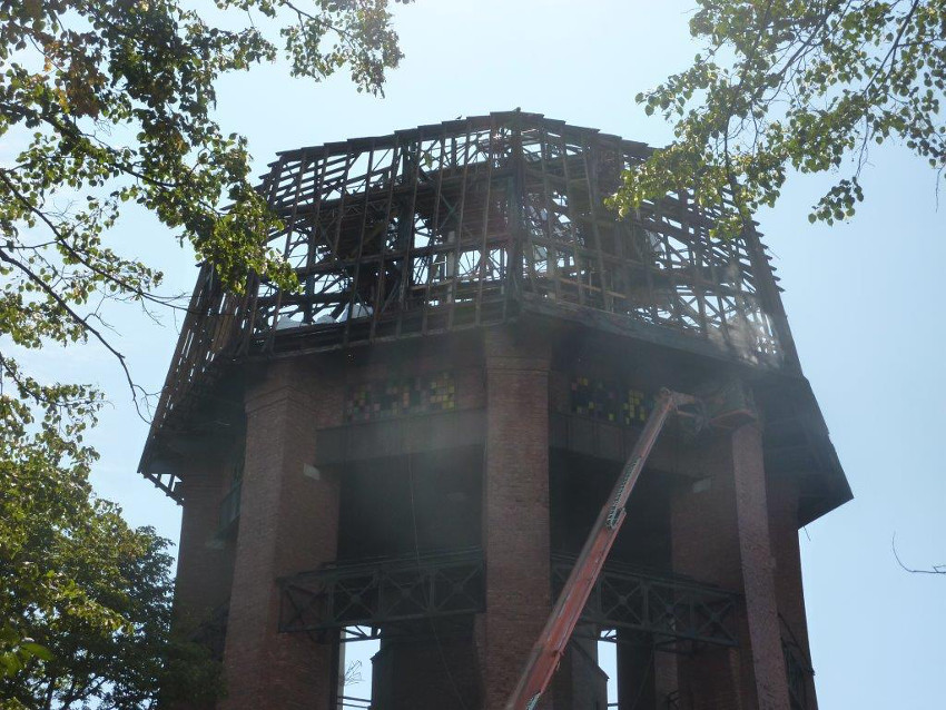 Zabrze: Rewitalizacja wieży ciśnień. Trwa remont. Zobacz zdjęcia!