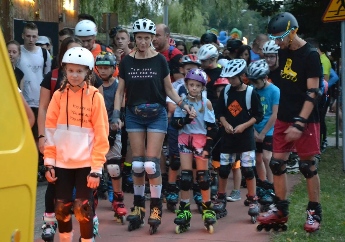 Letni Roll i nightskating w żorskiej Cegielni