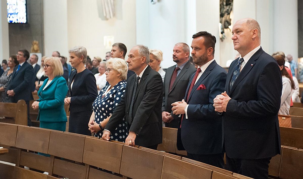 Dyrektor Caritas Archidiecezji Katowickiej ks. Krzysztof Bąk przeszedł na emeryturę