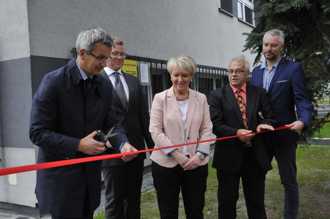 Uczniowie ZS nr 6 im. M. Kopernika od dzisiaj mogą korzystać z nowych obiektów sportowych