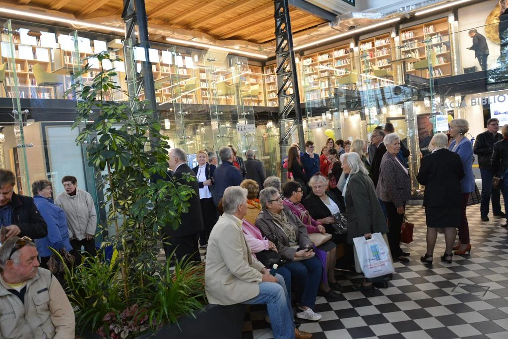 Stacja Biblioteka nareszcie otwarta! 1