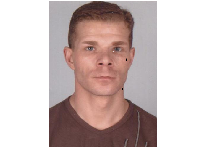 Policjanci prowadzą poszukiwania zaginionego 44-letniego Piotra Sypnia (Sypień)