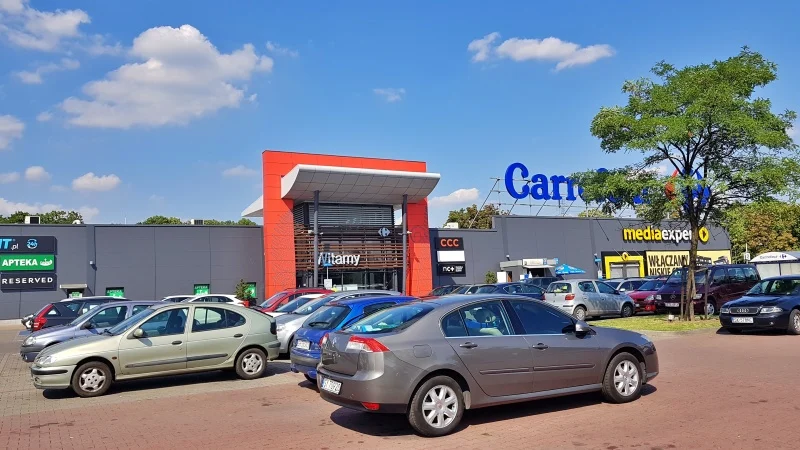 Parking przy centrum handlowym AKS w Chorzowie od dziś jest płatny