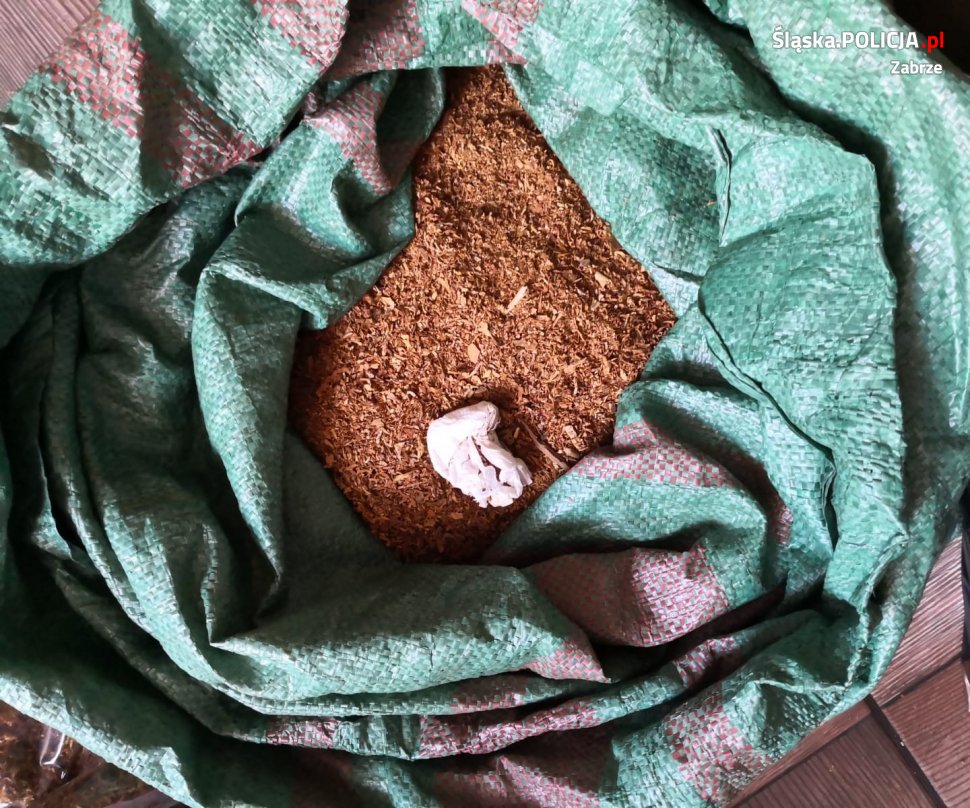 Prawie 17 kg tytoniu, zabezpieczyli zabrzańscy policjanci
