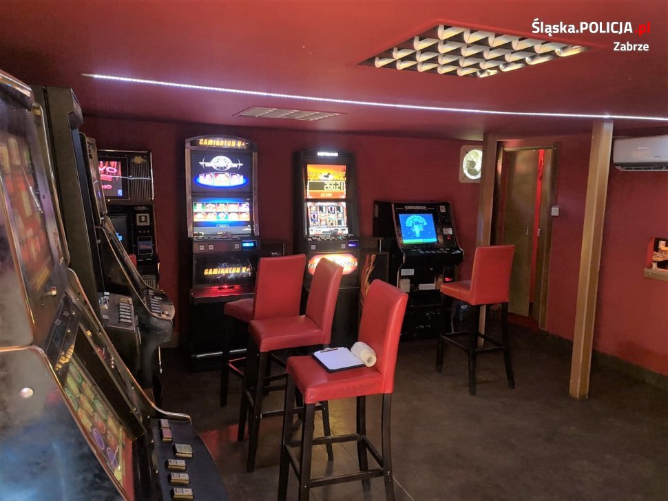 Policjanci zabezpieczyli aż 7 automatów do nielegalnego hazardu