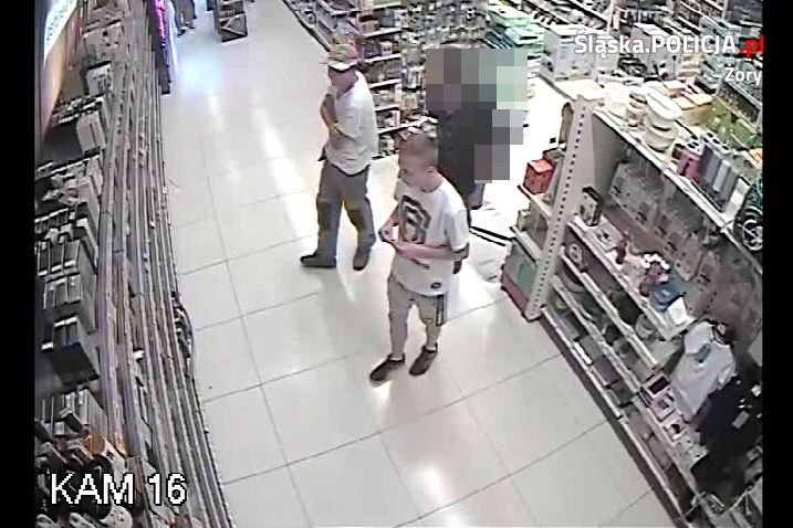 Żory: Usiłowali dokonać kradzieży. Zarejestrował ich monitoring. Rozpoznajesz ich?