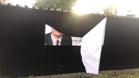 zrywane plakaty wyborcze 8