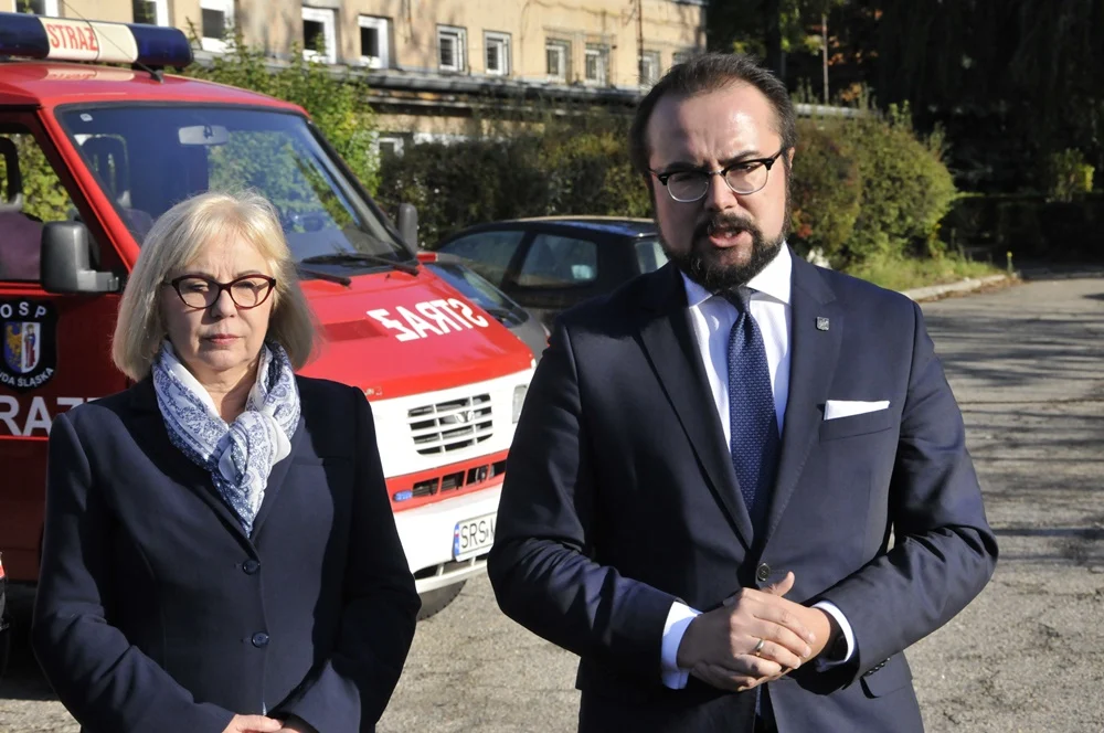 Konferencja prasowa pod siedzibą OSP 3