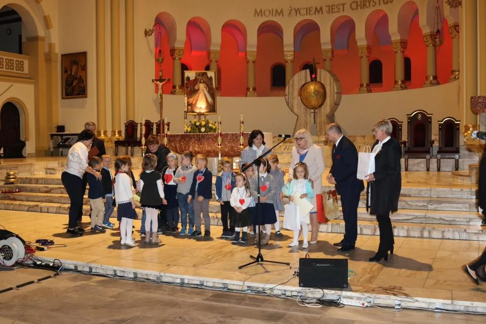 Gloria Dei 14