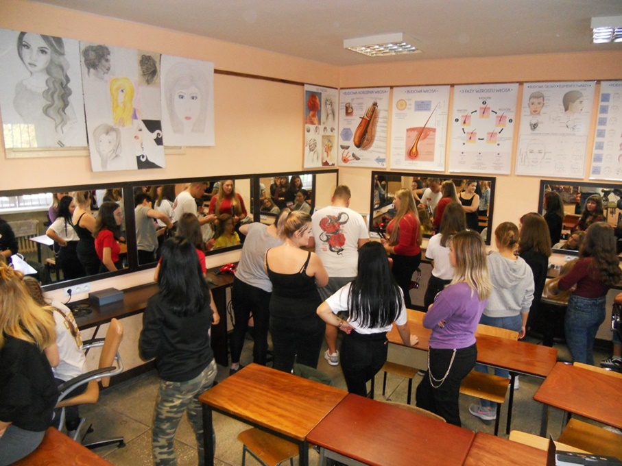 "Zawód łączy pokolenia" - warsztaty w Zespole Szkół Technicznych i Zawodowych