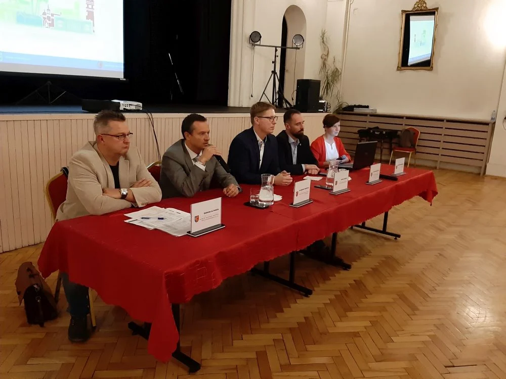 Rozmawiali o problemach Lipin - tych samych już od wielu lat...