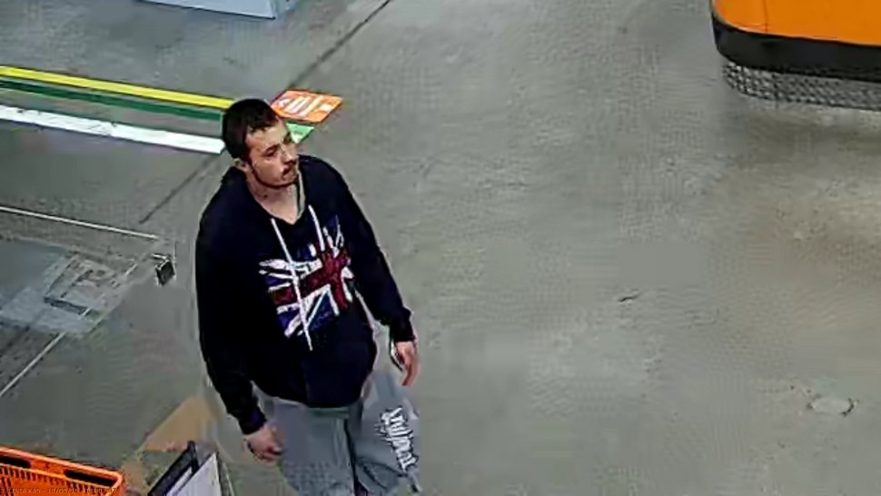 Ten mężczyzna jest podejrzany o kradzież. Rozpoznajesz go?