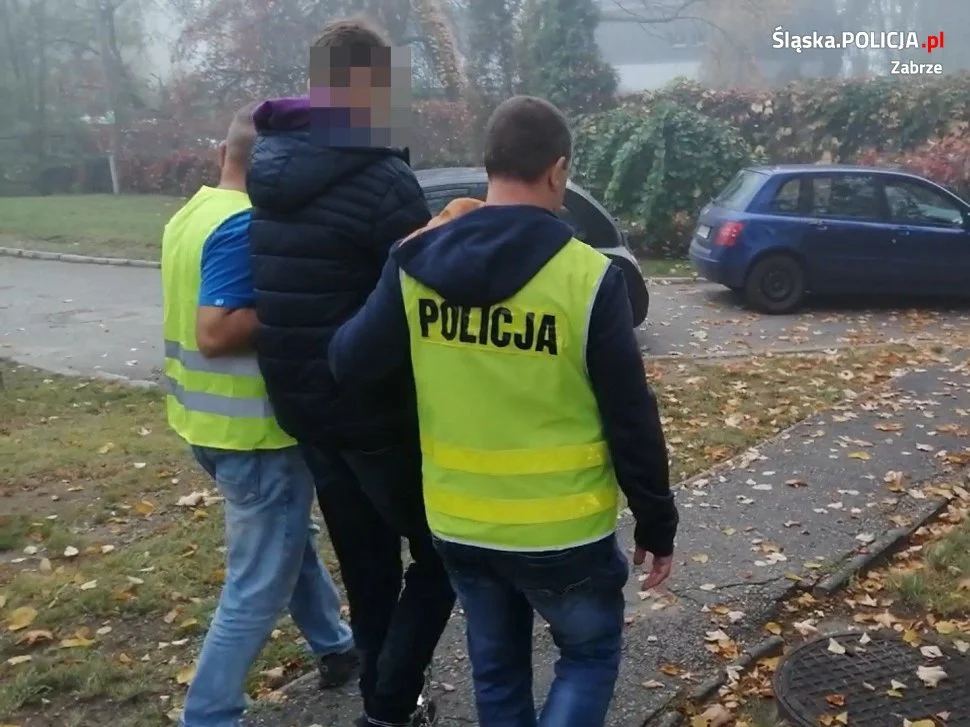 15-latek z Zabrza zaatakował nożem taksówkarza - zadawał z furią ciosy w głowę