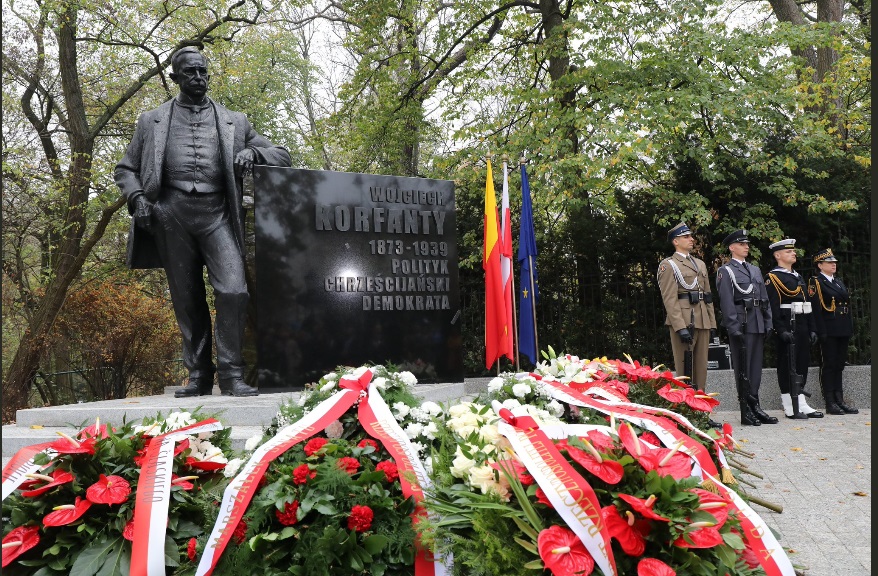 W Warszawie odsłonięto pomnik Wojciecha Korfantego!