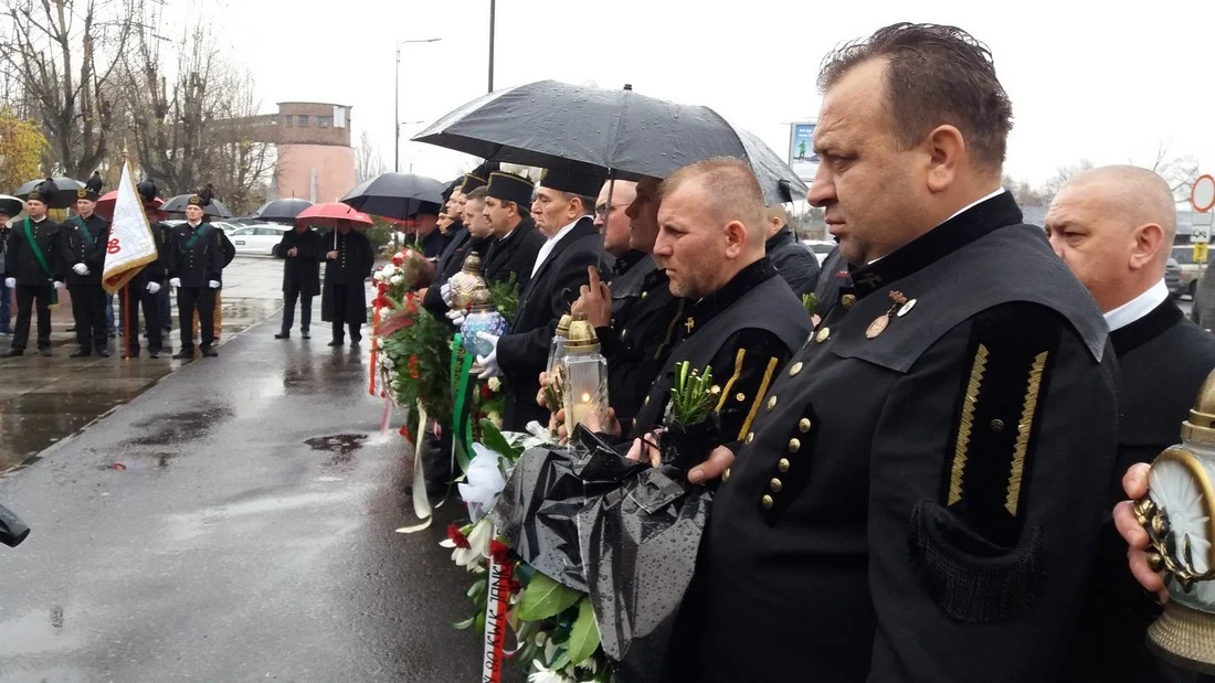 To już 13 rocznica tragedii na kopalni Halemba - pod zegarem uczczono pamięć ofiar