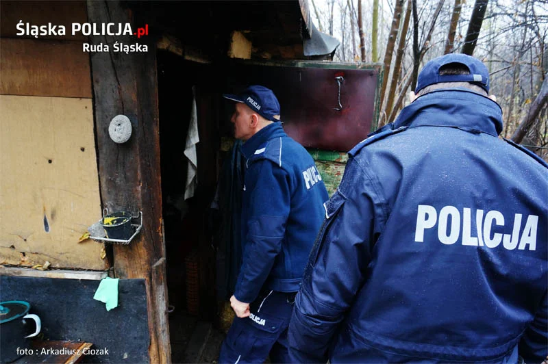 Gdy temperatura spada reagujmy! Wystarczy jeden telefon, aby uratować komuś życie