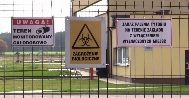 Wypadek w oczyszczalni ścieków w Tychach! Dwóch pracowników poparzonych w wybuchu gazu!