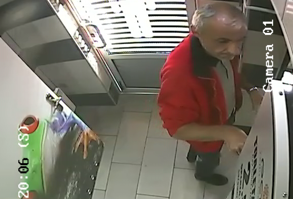 Ten mężczyzna jest podejrzany o przywłaszczenie pieniędzy. Rozpoznajesz go?