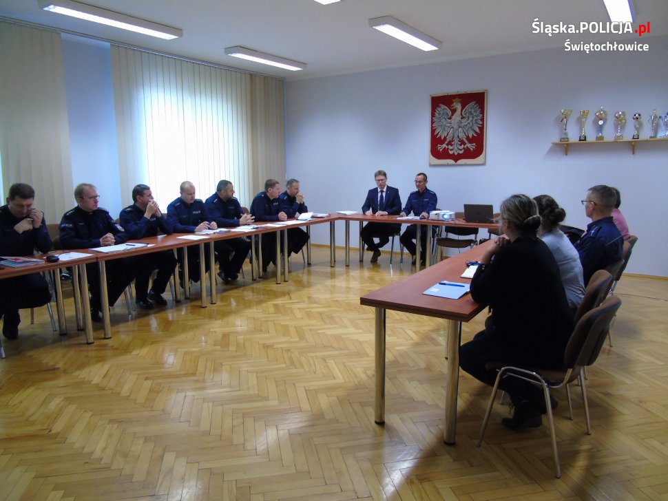 Dzielnicowym i uczniom wręczono nagrody za udział w Igrzyskach Policyjnych