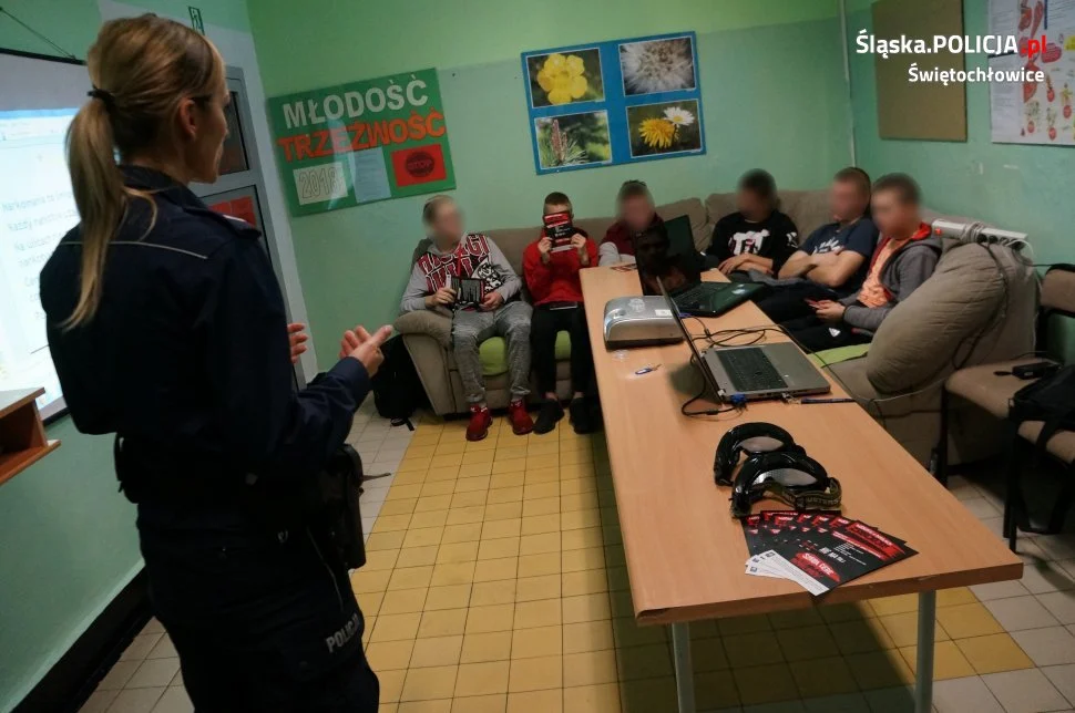Narkotyki i dopalacze zabijają - Prelekcja z młodzieżą w Zespole Edukacji Wspomagającej
