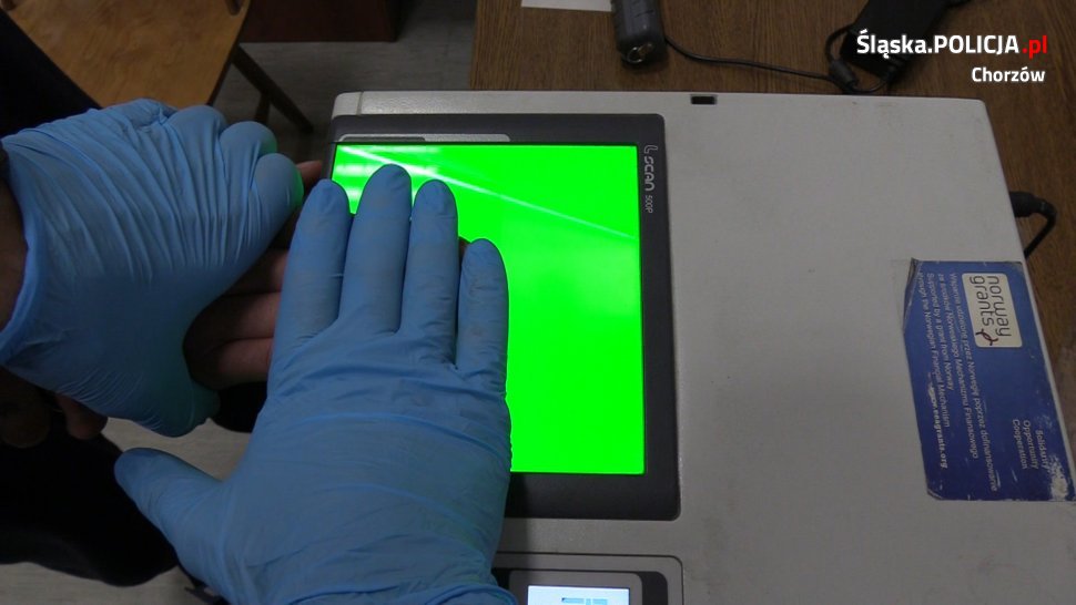 Dwaj młodzi mężczyźni napadli na 60-latkę. Zostali tymczasowo aresztowani