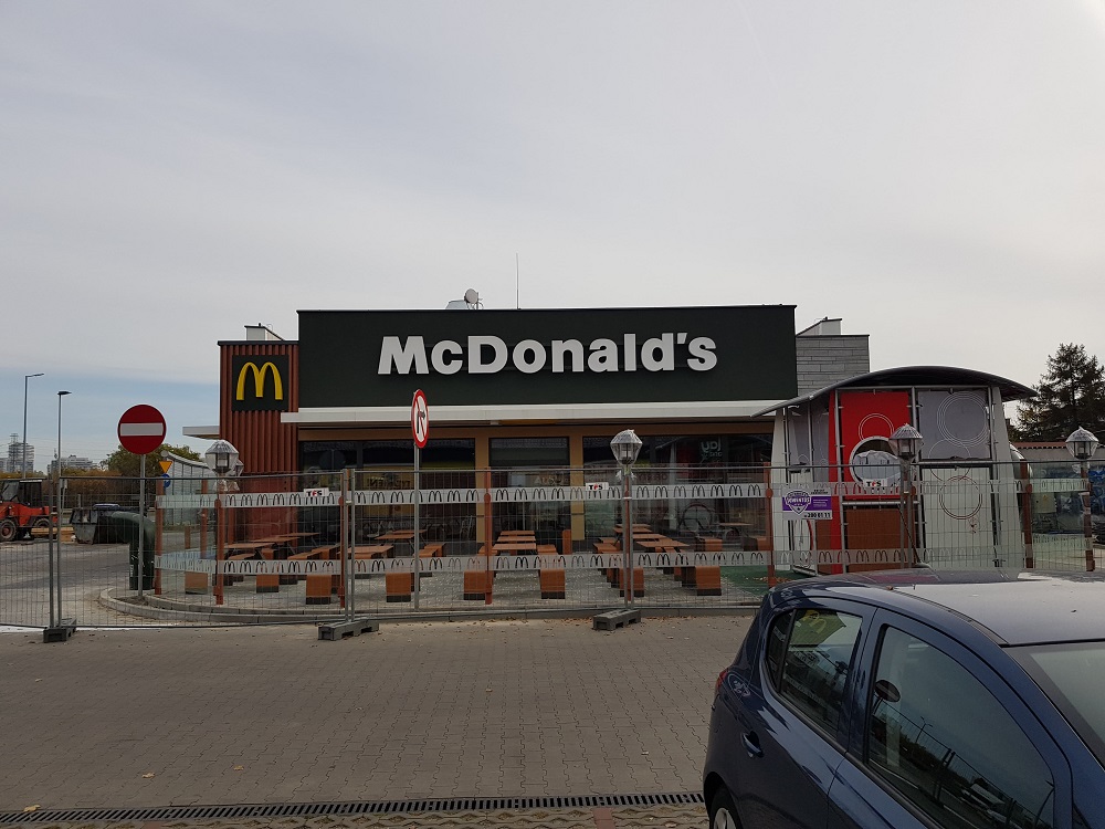 Restauracja McDonald's przy Drogowej Trasie Średnicowej już stoi!