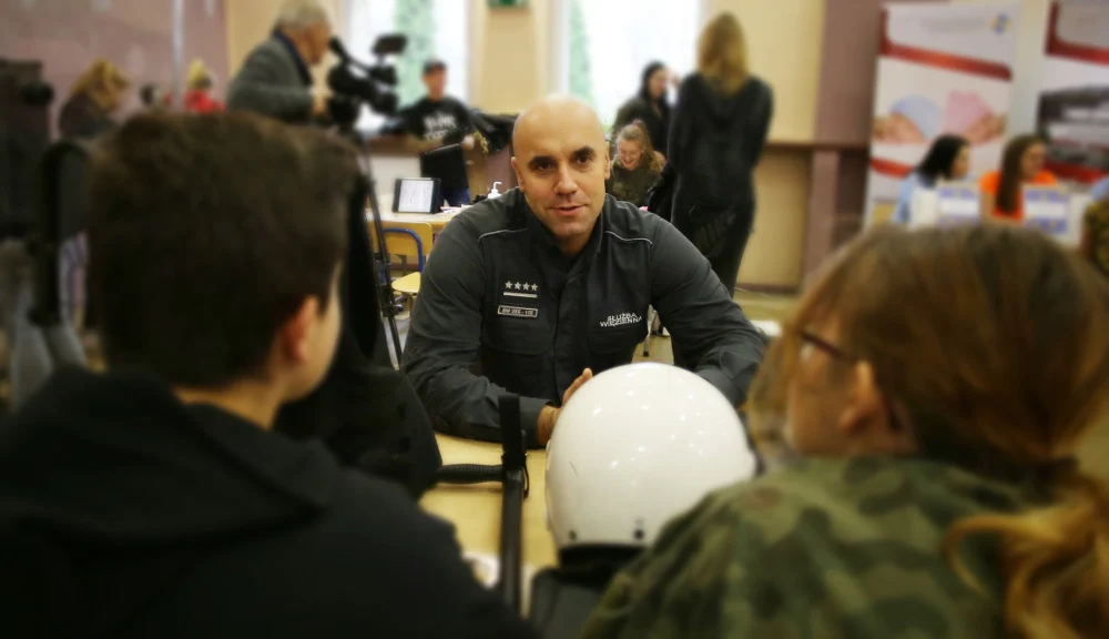 Zawód: funkcjonariusz Służby Więziennej "od kuchni"