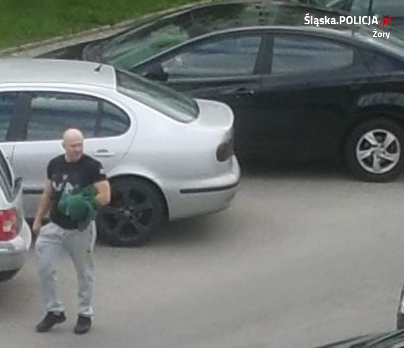 Podejrzany o groźby karalne wobec policjanta. Rozpoznajesz go?