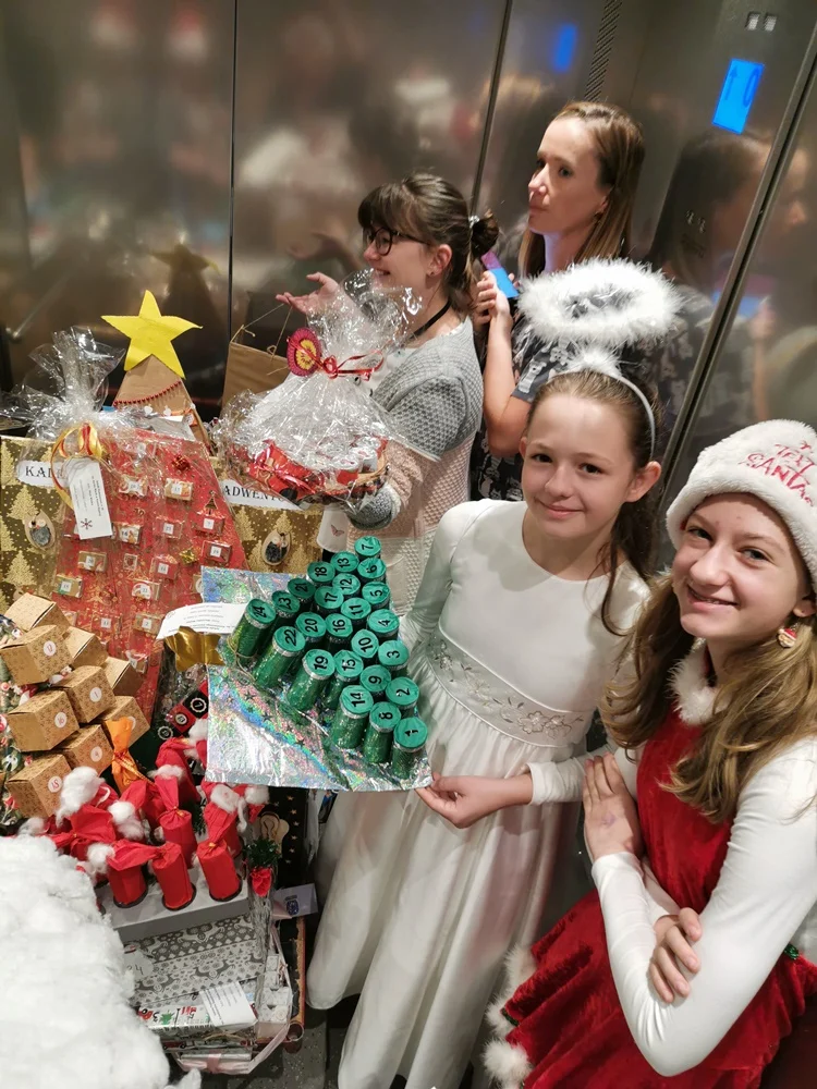 Podarowali dzieciom w szpitalu uśmiech 10