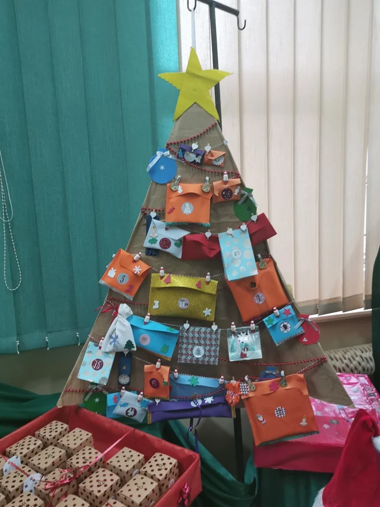 Podarowali dzieciom w szpitalu uśmiech 18