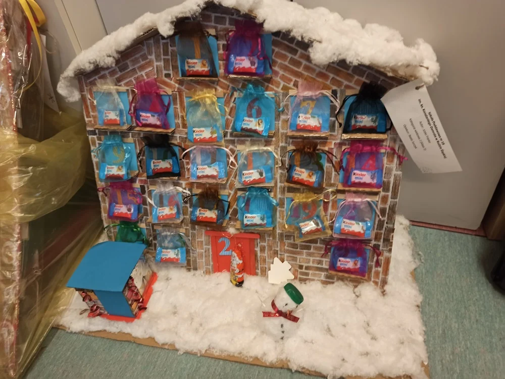 Podarowali dzieciom w szpitalu uśmiech 29