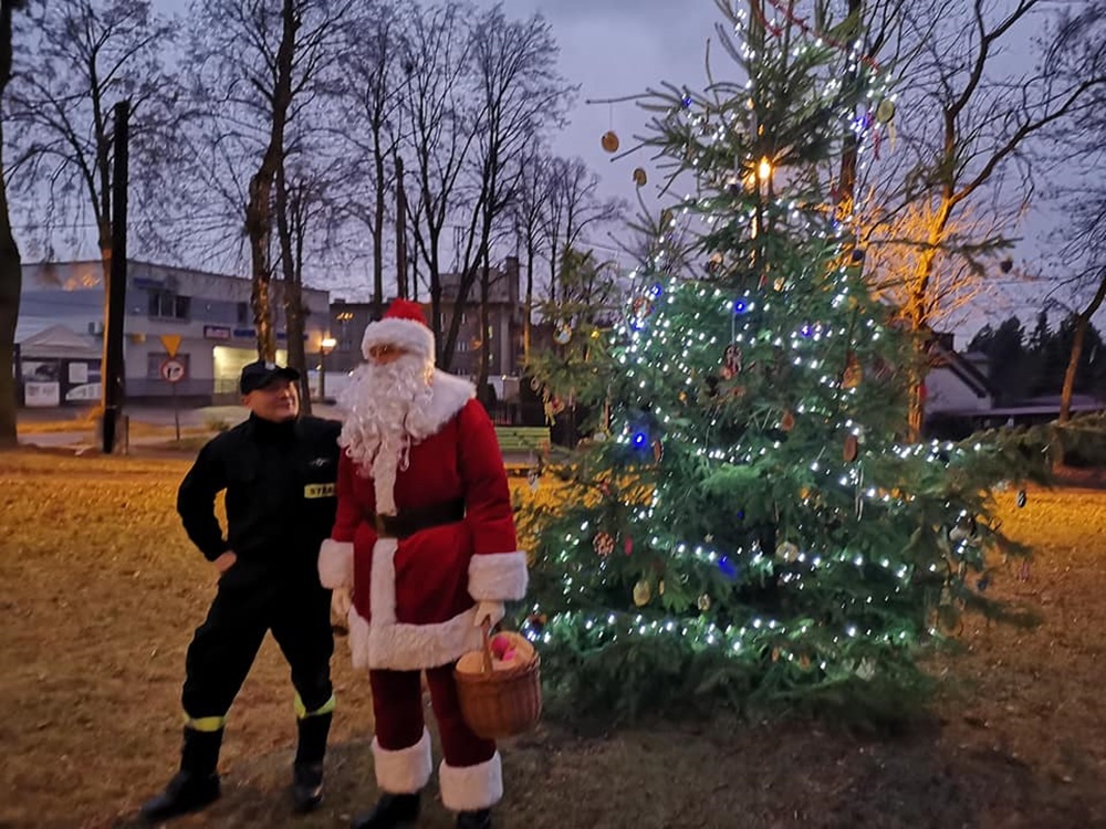 Strojenie choinki na plantach 4