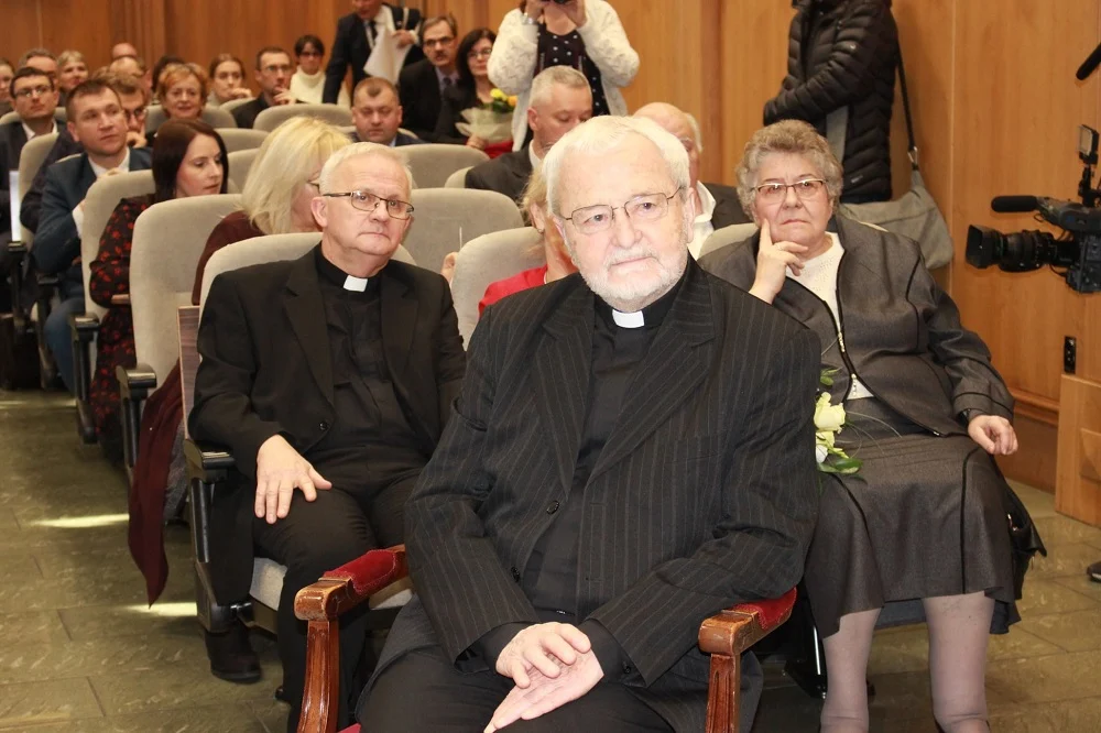 Ksiądz prałat dr Henryk Bolczyk został Honorowym Obywatelem Rudy Śląskiej