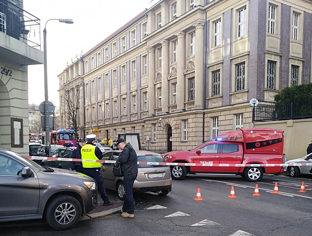 Alarm chemiczny w budynku Sądu Okręgowego w Katowicach