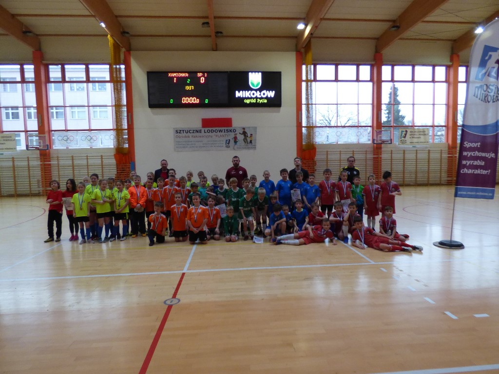 XI Halowy Turniej w Piłce nożnej dla dzieci szkół podstawowych klas I-III - podsumowanie