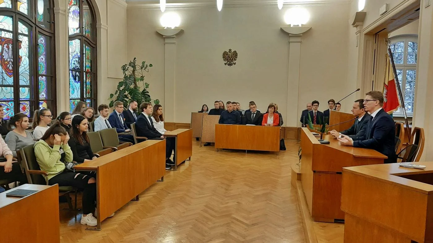 Spotkanie uczniów w sprawie powstającej Rady Młodzieżowej