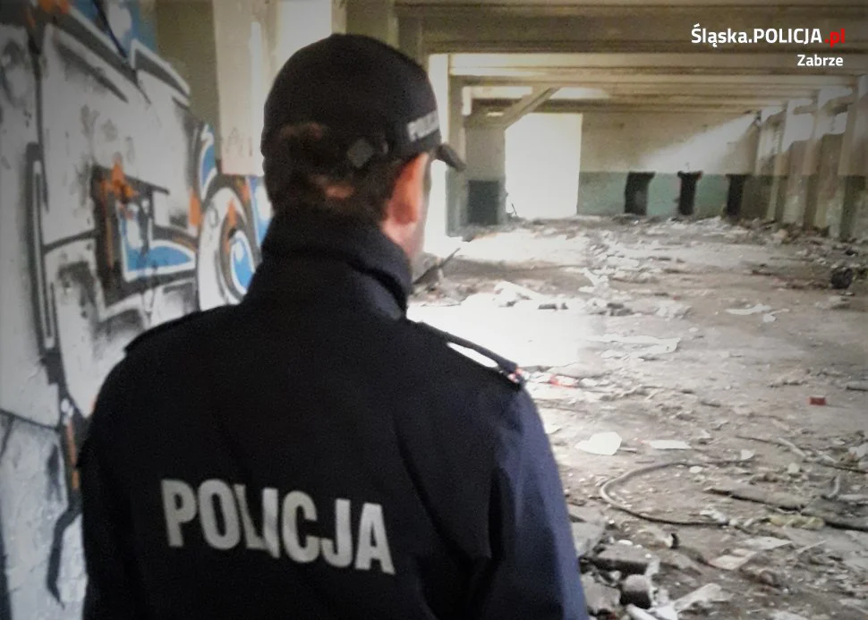 Zabrzańscy policjanci sprawdzają pustostany i miejsca gdzie nocują bezdomni