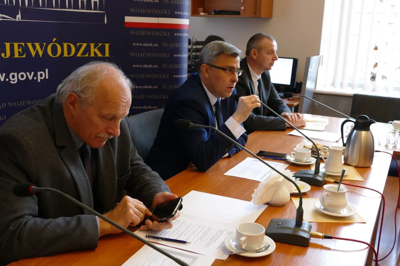 Akcja Zima: na Śląsku dla bezdomnych przygotowano 2500 miejsc, drogowcy też deklarują gotowość
