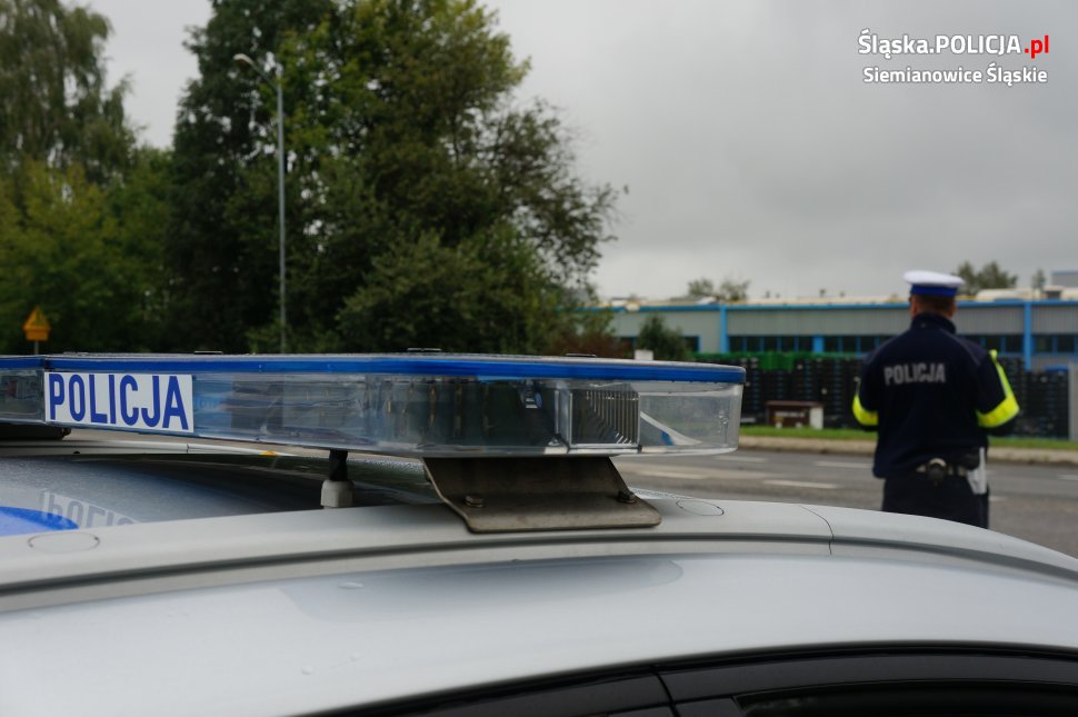 Wjechał w samochód i uciekł! Co grozi kierowcy?