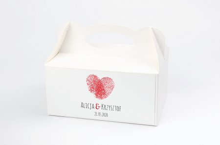 Kartoniki i pudełka na ciasta weselne – praktyczne i niezastąpione