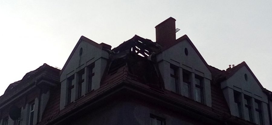 Pożar poddasza w budynku przy ul. Mickiewicza 23!