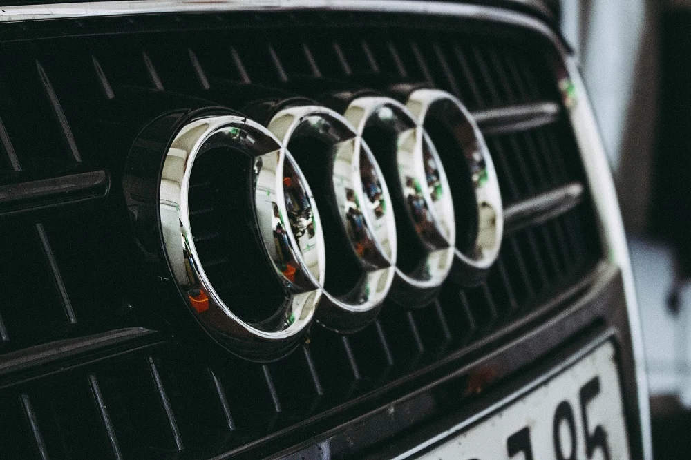 Pościg w Mikołowie! Kierowca podczas ucieczki próbował potrącić policjantów